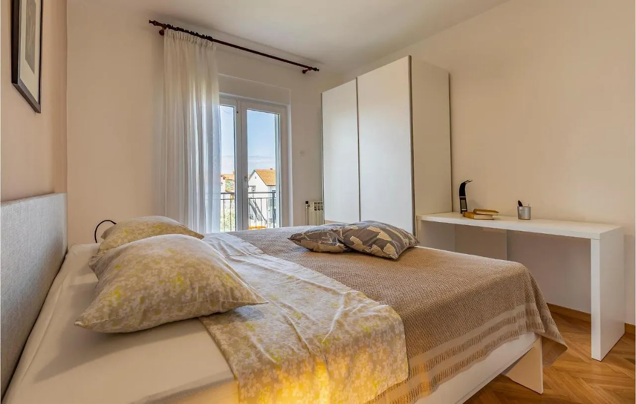 Nice Apartment In Medulin With Wifi