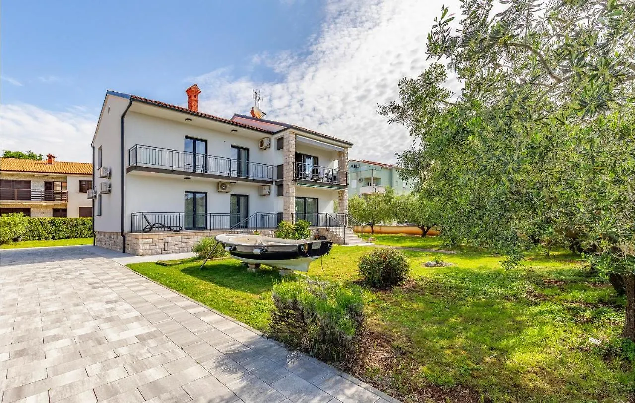 Nice Apartment In Medulin With Wifi