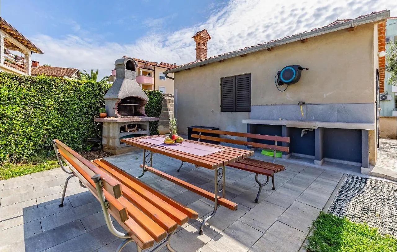 Nice Apartment In Medulin With Wifi Croacia